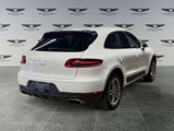 2018 Porsche Macan Sport Edition image 4
