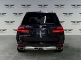 2025 BMW X7 xDrive40i image 4