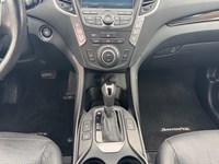 2013 Hyundai Santa Fe XL Limited w/Non Ventilated Front Seats (A6)