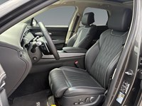 2025 Genesis GV70 2.5T Prestige