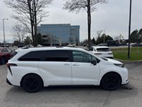 2022 Toyota Sienna Limited 7-Passenger
