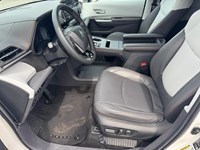 2022 Toyota Sienna Limited 7-Passenger