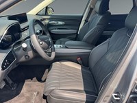 2025 Genesis GV70 2.5T Prestige