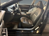 2023 Nissan Altima SR