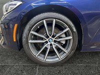 2019 BMW 330 i xDrive