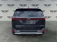 2022 Kia Carnival SX