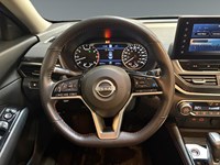 2023 Nissan Altima SR