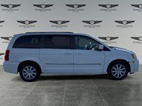 2013 Chrysler Town &amp; Country Touring