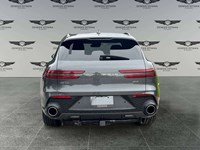 2022 Genesis GV70 2.5T Prestige