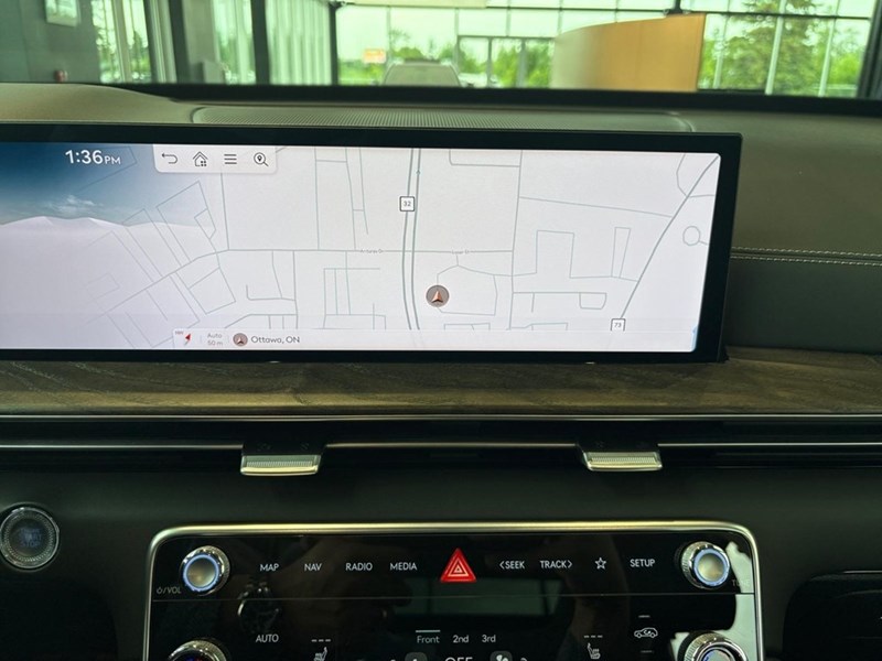 2025 Genesis GV80 3.5T Advanced w/Tech Pkg 7P