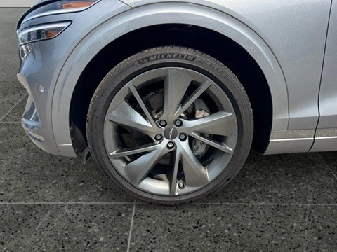 2025 Genesis GV70 2.5T Prestige