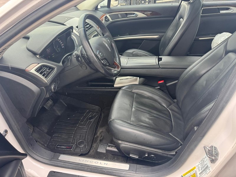 2015 Lincoln MKZ Base