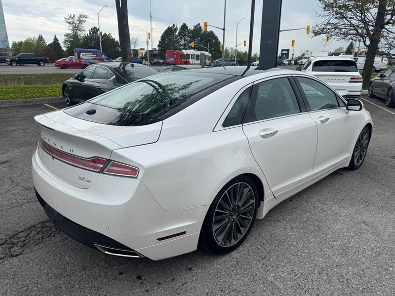 2015 Lincoln MKZ Base