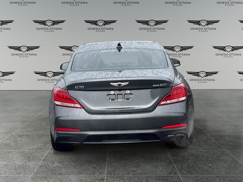 2020 Genesis G70 2.0T Prestige