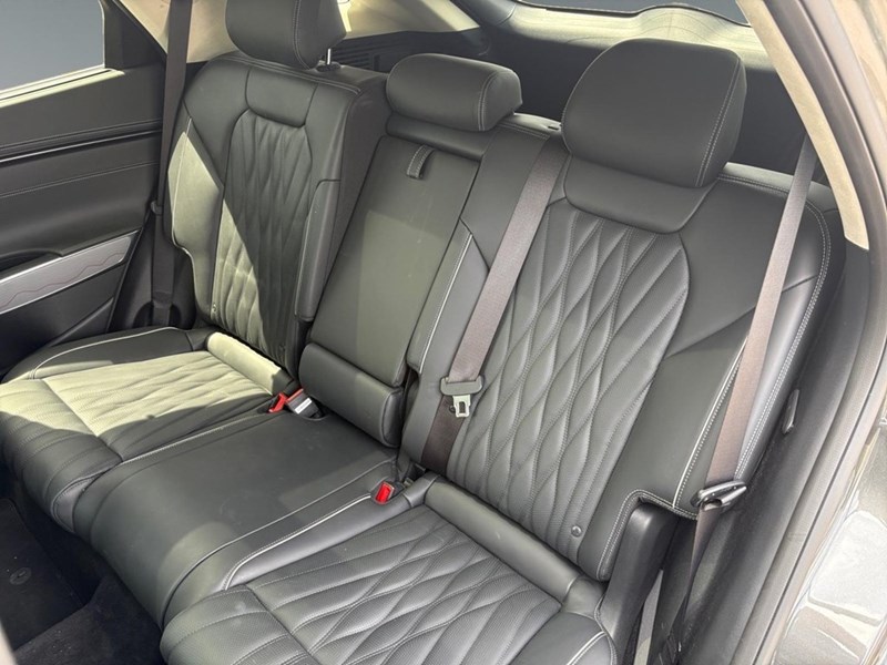2025 Genesis GV70 2.5T Prestige