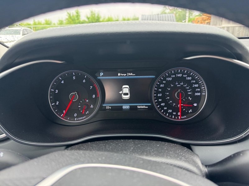 2020 Genesis G70 2.0T Prestige