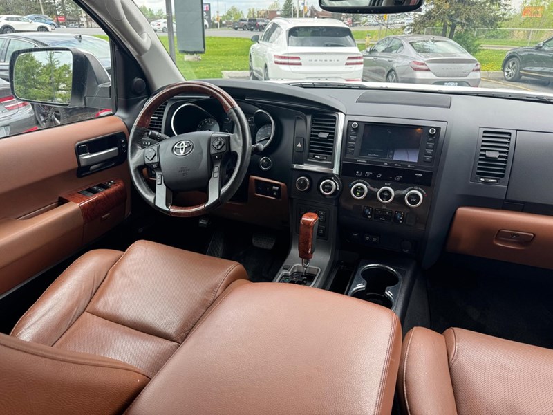 2020 Toyota Sequoia Platinum