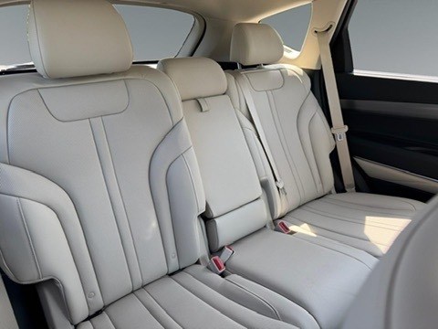 2025 Genesis GV80 2.5T Advanced w/Tech Pkg 5P