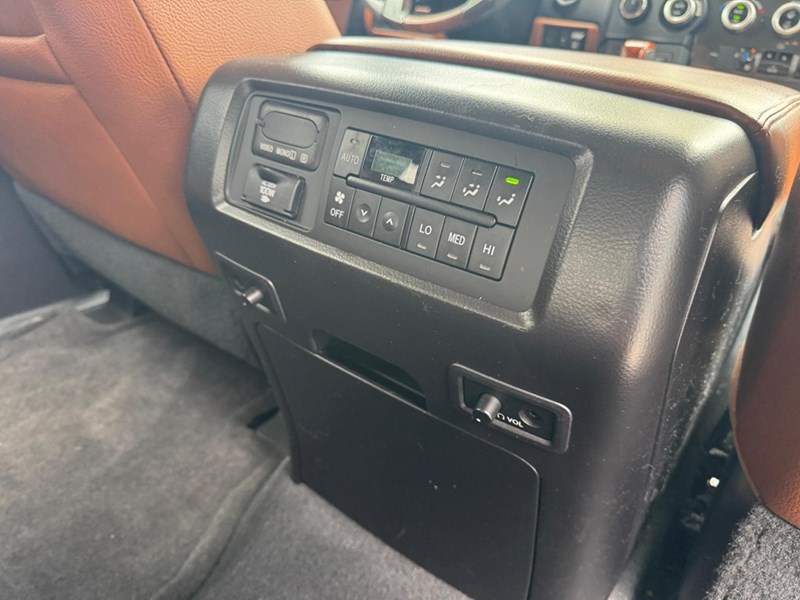 2020 Toyota Sequoia Platinum