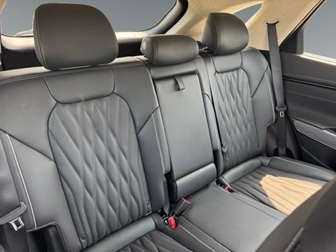 2025 Genesis GV70 2.5T Prestige