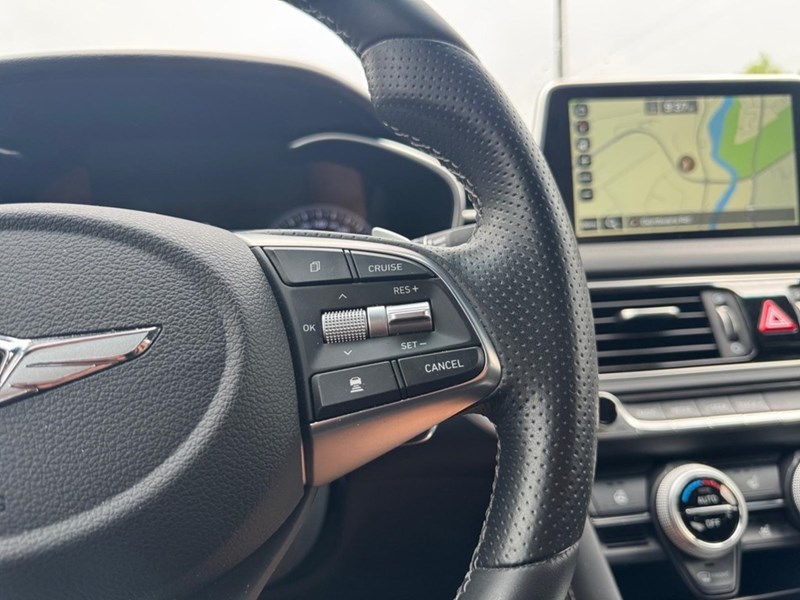 2020 Genesis G70 2.0T Prestige
