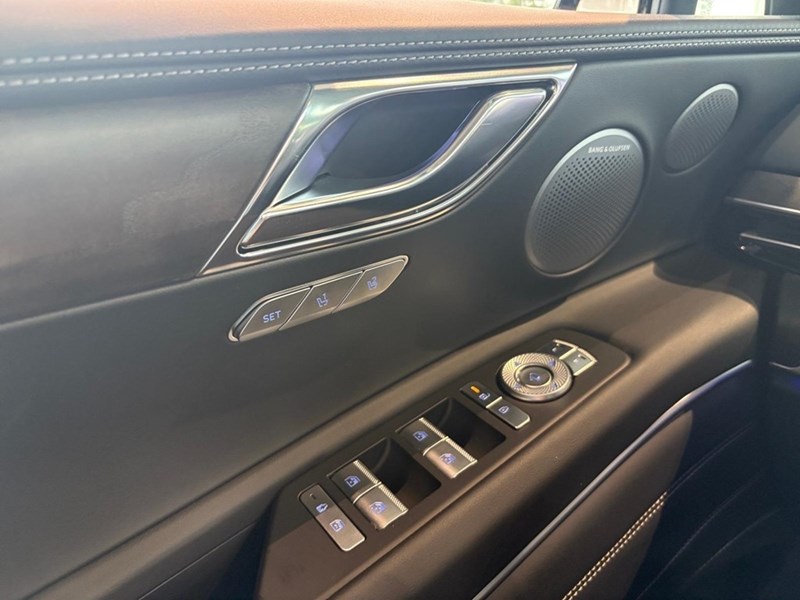 2025 Genesis GV80 3.5T Advanced w/Tech Pkg 7P