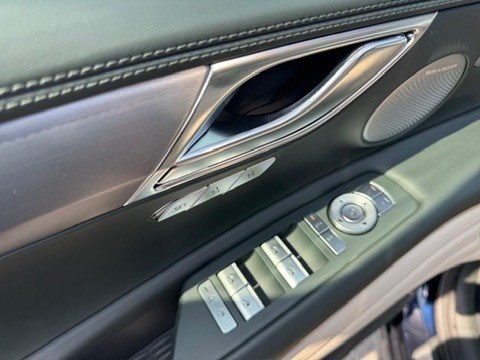 2025 Genesis GV80 2.5T Advanced w/Tech Pkg 5P