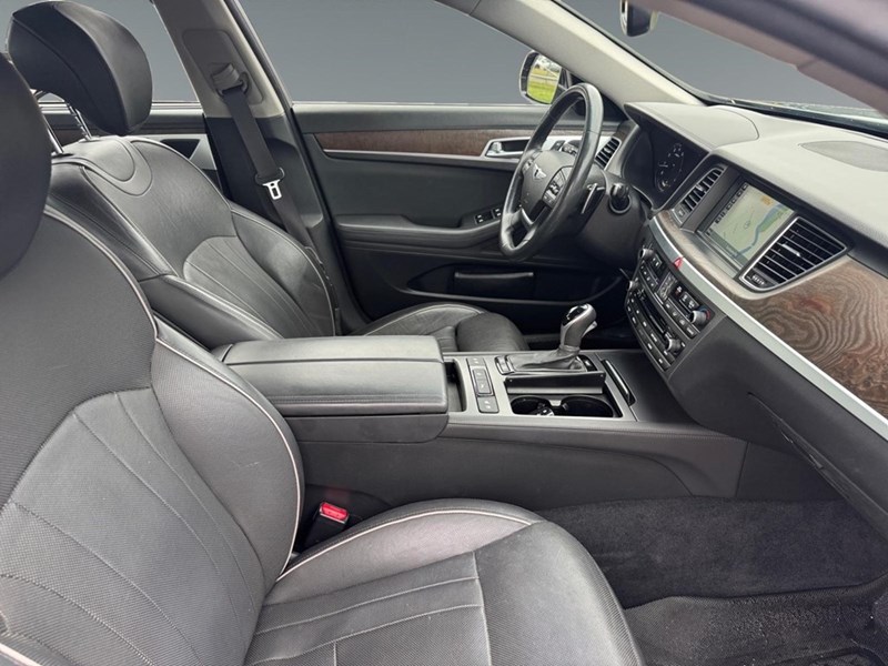2015 Hyundai Genesis 3.8 Technology