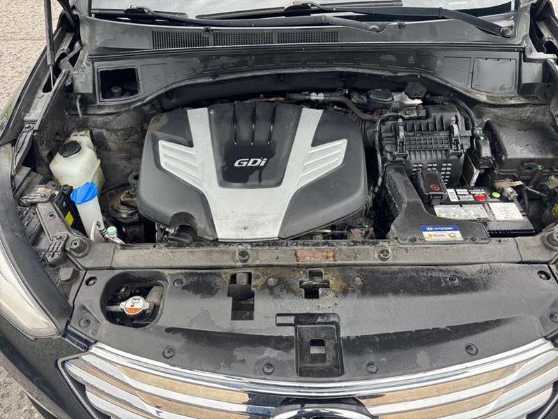 2013 Hyundai Santa Fe XL Limited w/Non Ventilated Front Seats (A6)