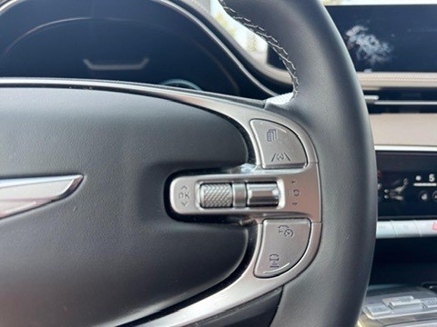 2025 Genesis GV70 2.5T Prestige