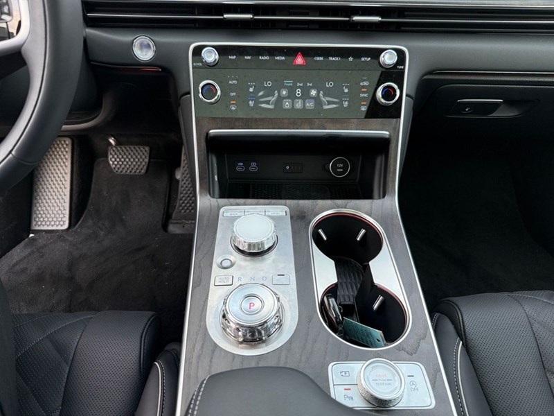 2025 Genesis GV80 3.5T Advanced w/Tech Pkg 7P