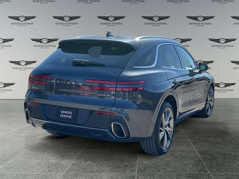 2025 Genesis GV70 2.5T Prestige