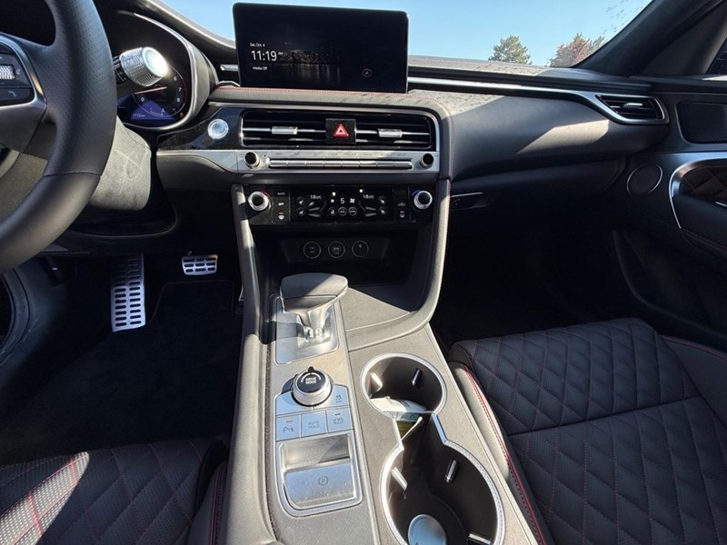 2026 Genesis G70 3.3T Sport