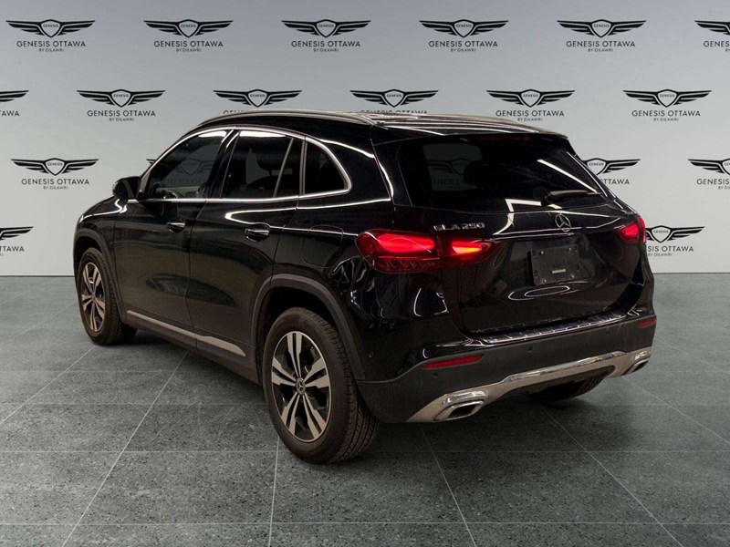 2026 Mercedes-Benz GLA 250 Base