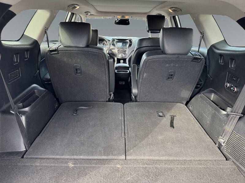 2017 Hyundai Santa Fe XL Luxury w/6 Passenger (A6)