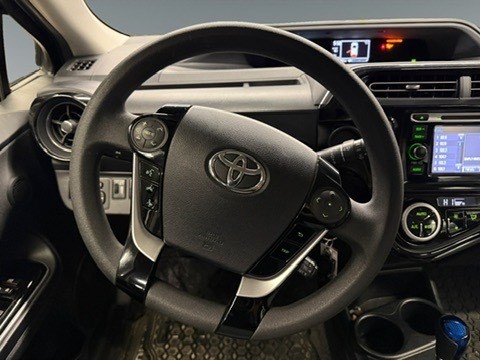 2018 Toyota Prius c Base