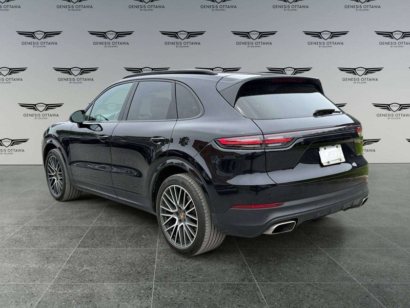 2020 Porsche Cayenne Base