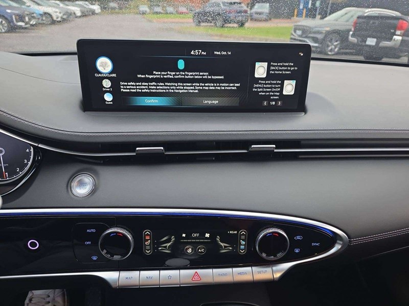 2023 Genesis GV70 2.5T Advanced