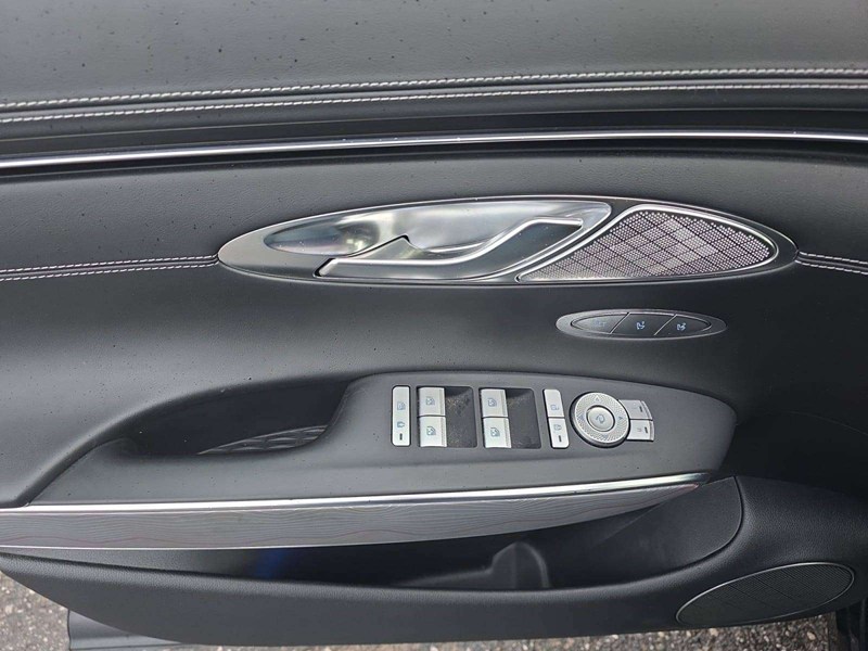 2023 Genesis GV70 2.5T Advanced