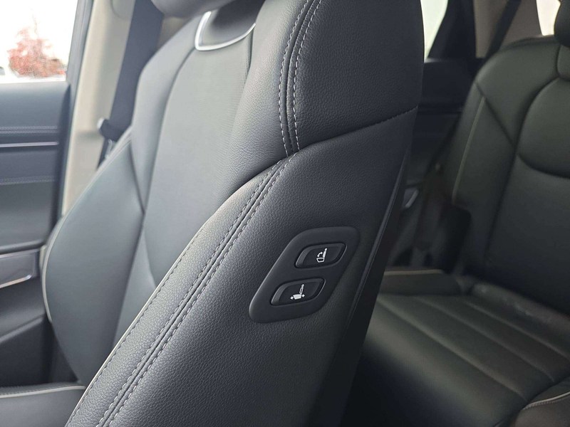 2023 Genesis GV70 2.5T Advanced