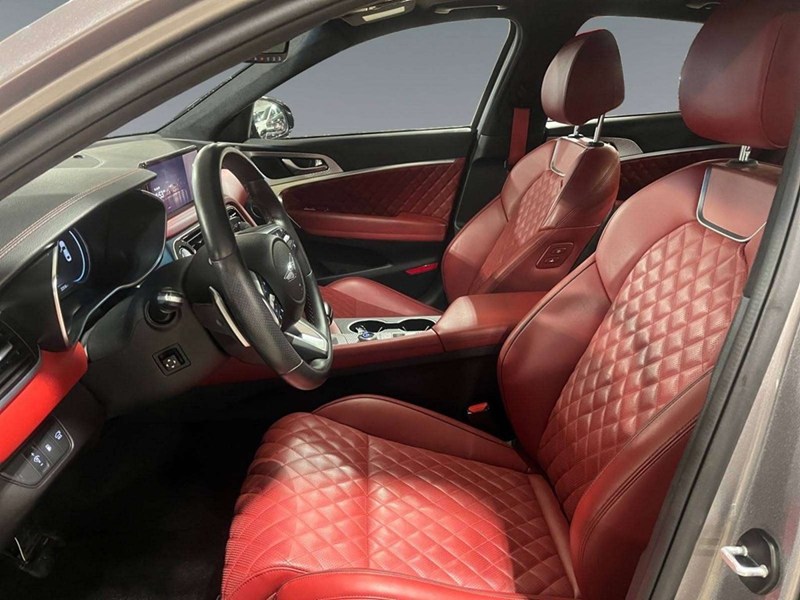 2023 Genesis G70 3.3T Sport