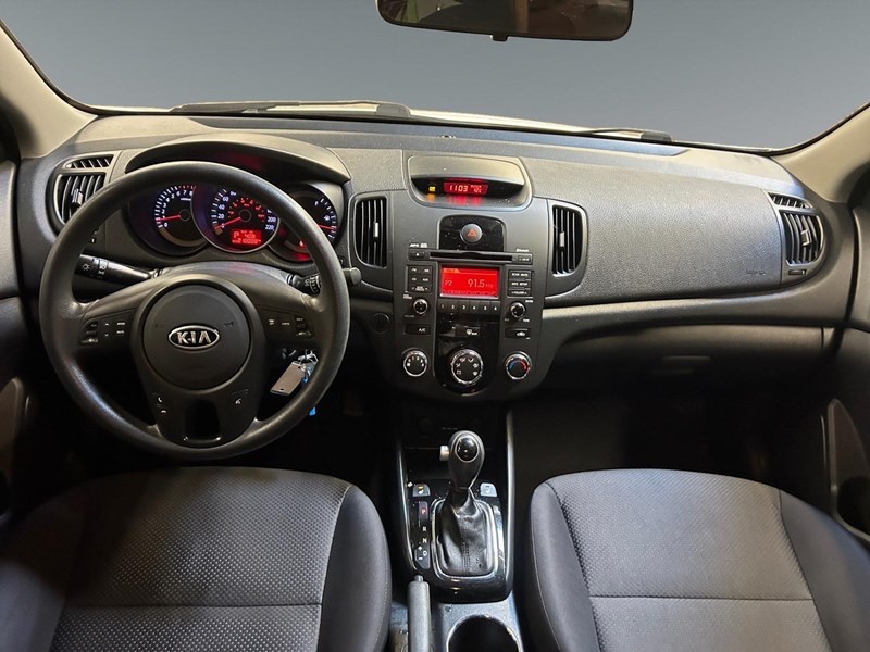 2012 Kia Forte5 2.0L EX (A6)