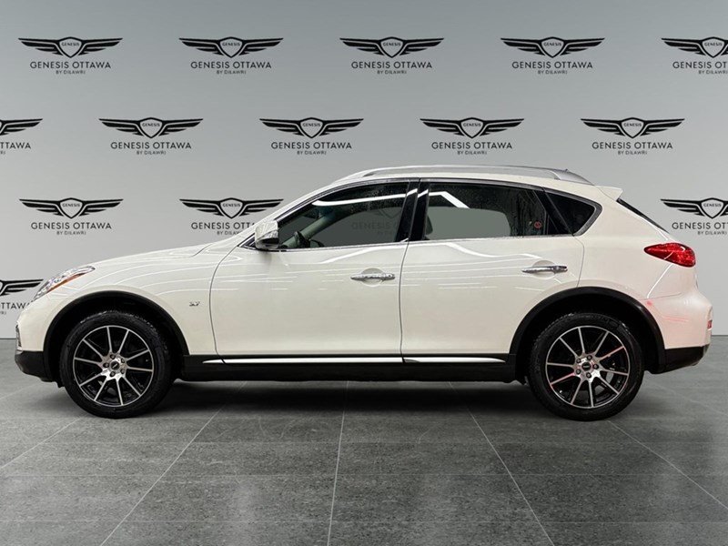 2017 INFINITI QX50 Base