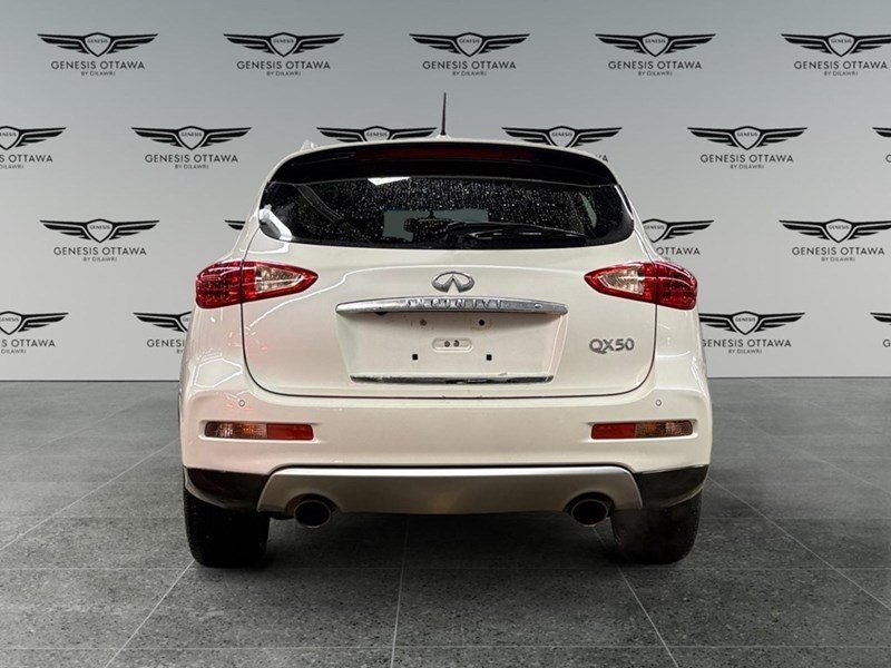 2017 INFINITI QX50 Base