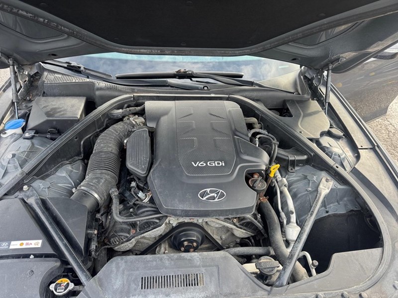 2016 Hyundai Genesis 3.8 Premium