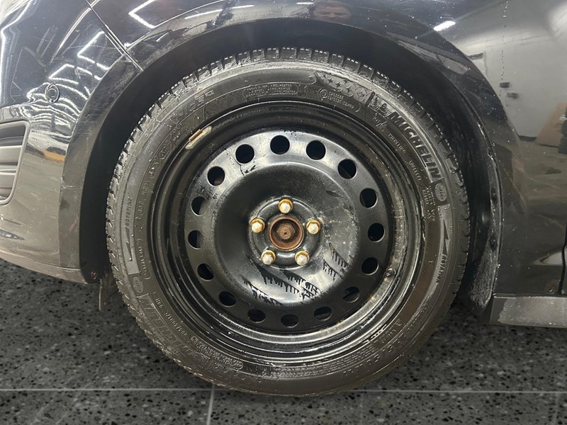 2017 Ford C-Max Energi Titanium