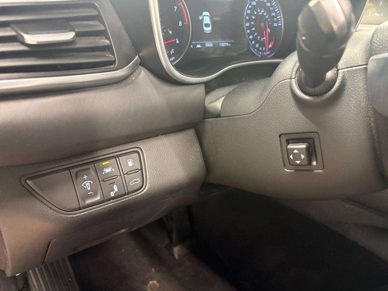 2019 Genesis G70 2.0T Prestige