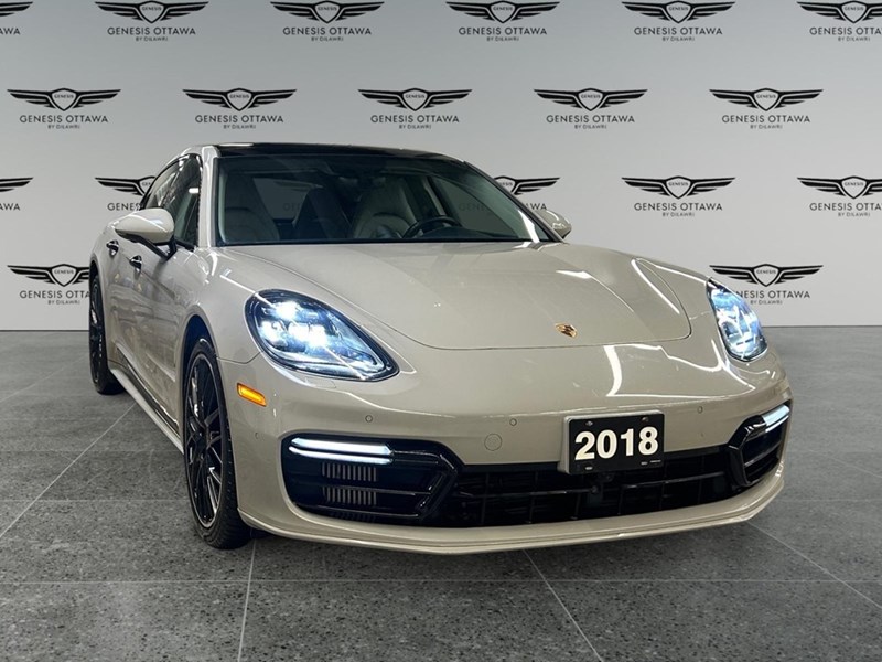2018 Porsche Panamera 4S