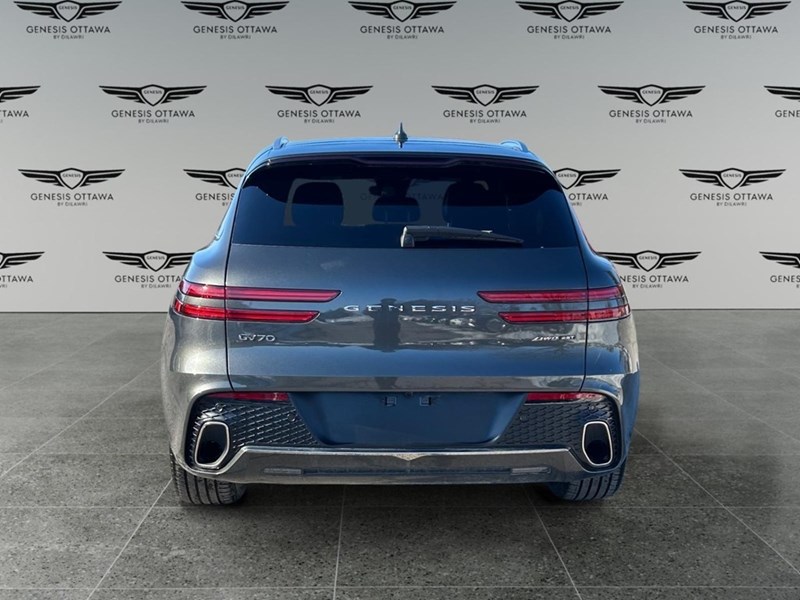 2024 Genesis GV70 2.5T Advanced Plus
