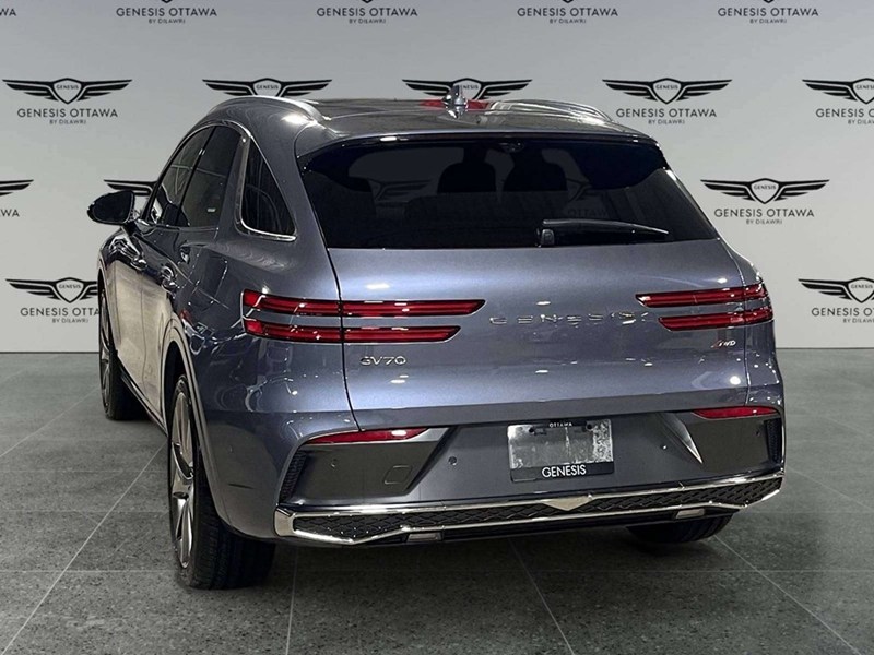 2026 Genesis GV70 2.5T Prestige
